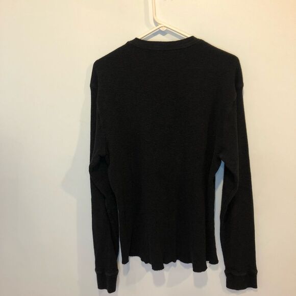 True Craft Lived-In Tee—size Large black men’s long sleeved shirt - Picture 2 of 9